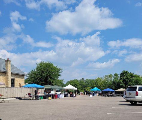 Set back in the parking lot. We did arrive close to the end so some vendors were already gone.