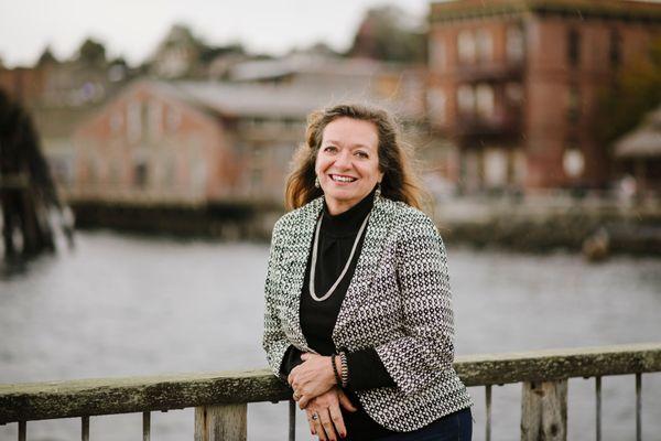 Jen Rubinowitz - Coldwell Banker Best Homes