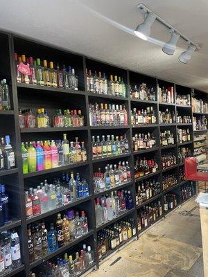 Willow Lakes Party Store & Motel