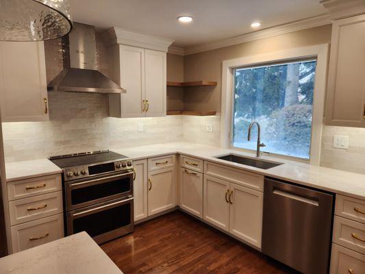 Designer Kitchens By Schneider