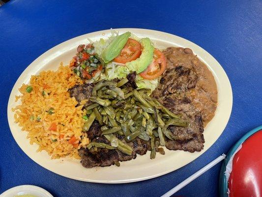 Fajitas a La plancha - with nopales