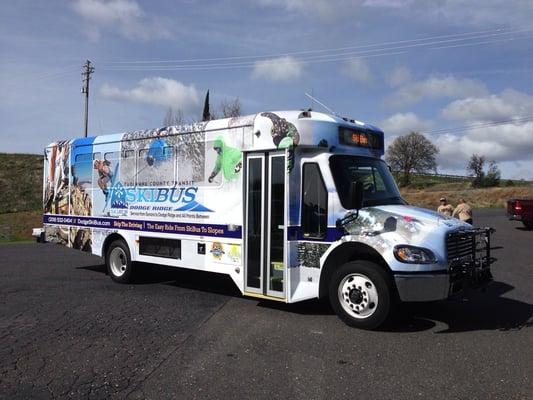 Nice new shuttle van wrap by Omgwraps.com