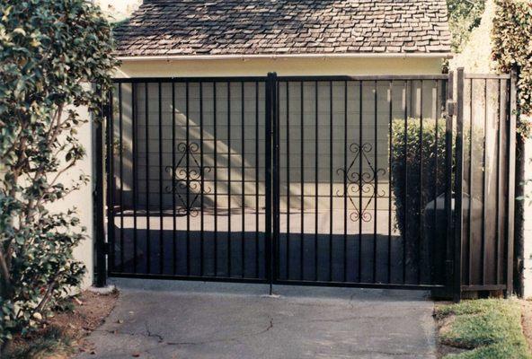 Mission Fence & Patio Builders - Office & Yard