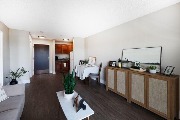 Vista Corona Senior Living | Assisted Living and Memory Care | Corona, CA