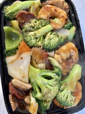 Tan May Chinese Restaurant