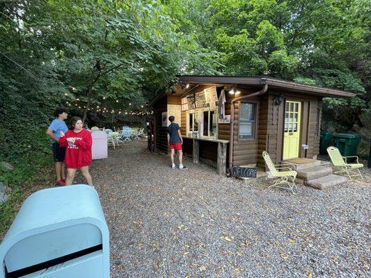 Cabin On King