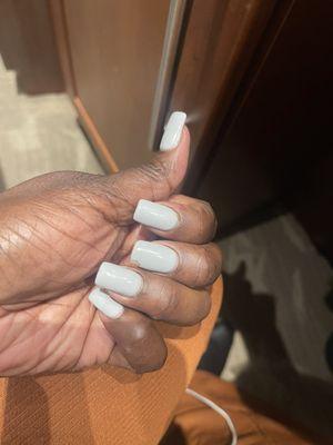 horrible not my first time having this experience with them nail done saturday and chipping by monday a waster of money