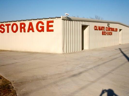 Tellus Self Storage - Dedeaux West