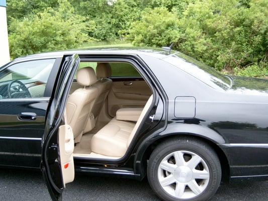 Bella Luxury Limousine