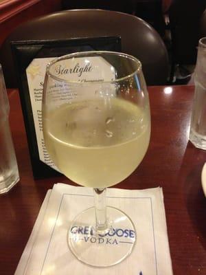 Nicely chilled Pinot Grigio!