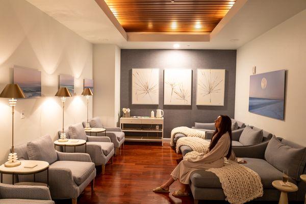 Women's Relaxation Room