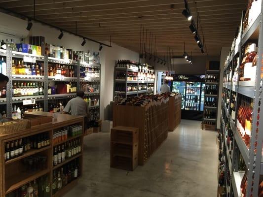 House of Wine & Liquor