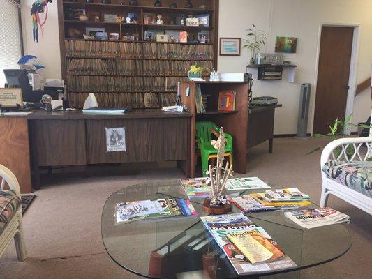 Waiting area. Lots of good magazines to read