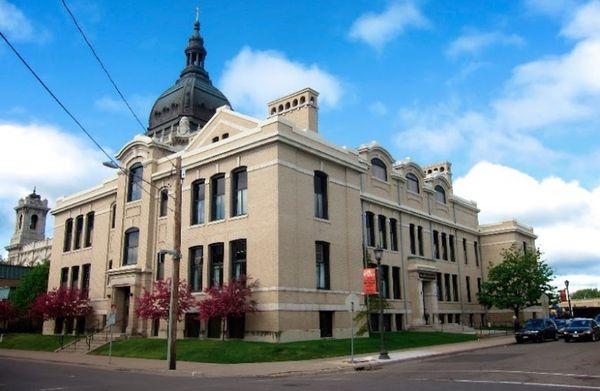 Child Garden Montessori School