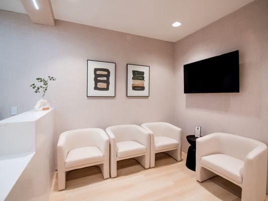 Premier LA Periodontics & Dental Implant Center