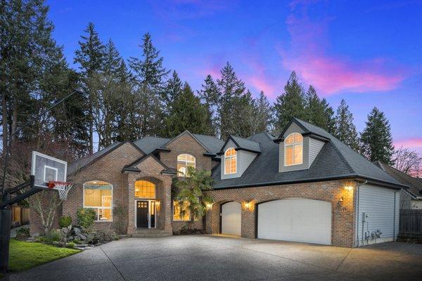 Peggy Hoag Real Estate