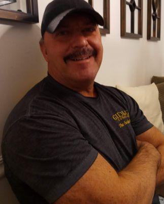 Me 2 wks before tortolani. Hessingers surgery