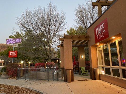 Cafe & Lounge Italiano