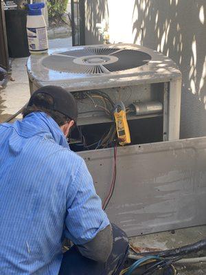 Comfort Breeze Air Conditioning & Heating