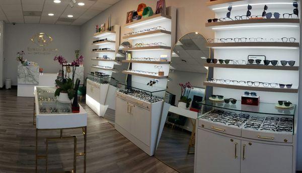 Eyes on Burbank Optometry