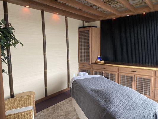 Come and escape the stress of your life in our new studio.