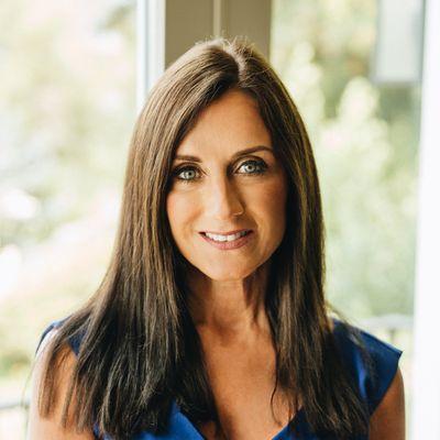 Debbie Constantine - John L Scott