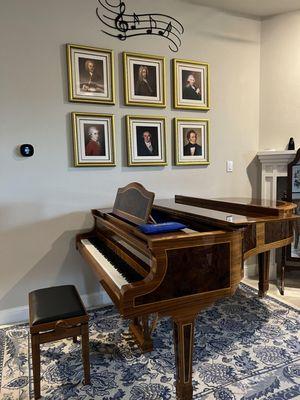 Allegro Pianos