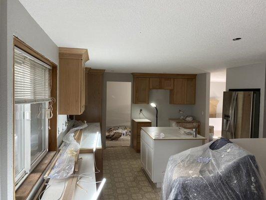 J Construction & Painting