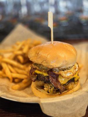 Lindale Neighborhood Pub