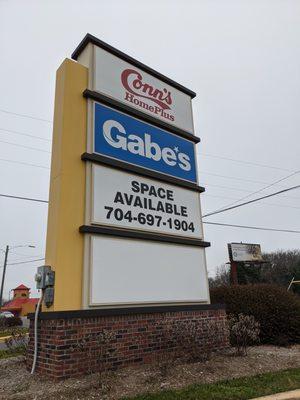 Akers Shopping Center