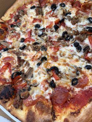 The Mainstreet Pizza... delicious!!