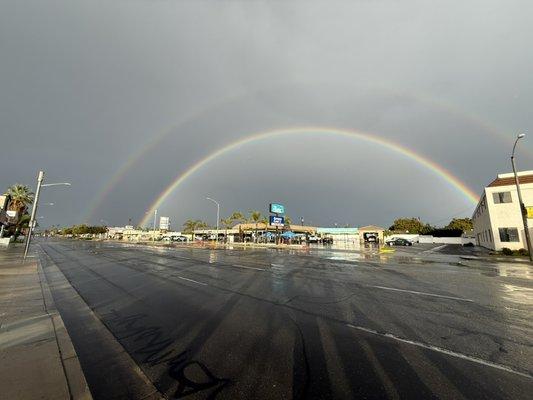 The Anaheim Car Wash