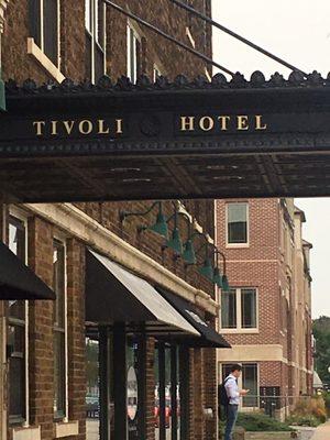 Tivoli Hotel