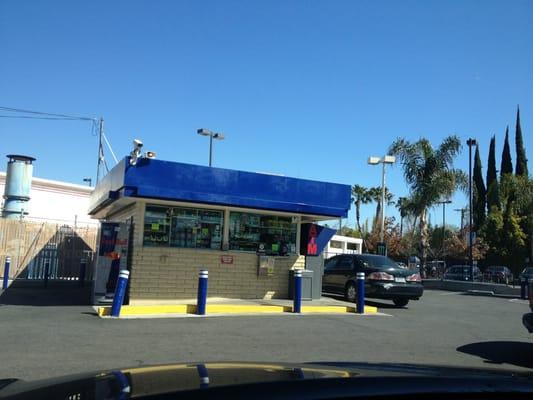 Small cashier station