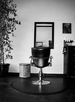 Our salon is open to all, come say hello!