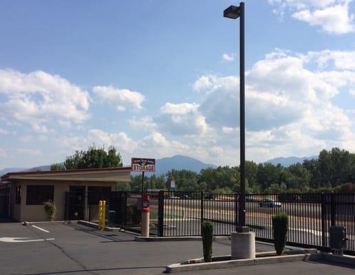 Pear Tree Lane Self Storage