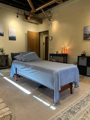 The lovely Castle Rock studio.