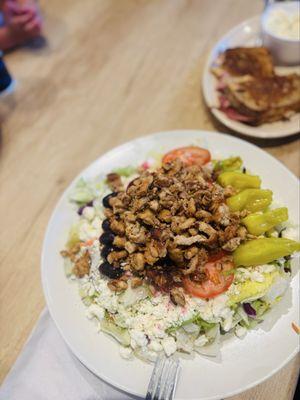 Greek Salad w Grilled Chicken