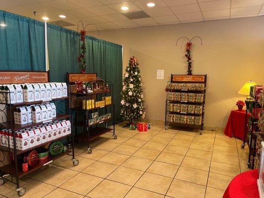 Davie High School Band Dewey's Holiday Store