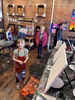 Kids getting ready to paint up some fun at Spring Break Camp 2023