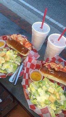 PARADISO LOBSTER ROLL CAESAR SALAD