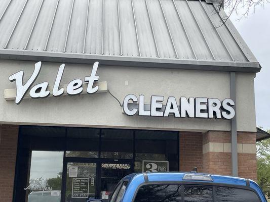 Valet Dry Cleaners & Laundry