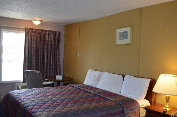 Liberty Inn Guest Room