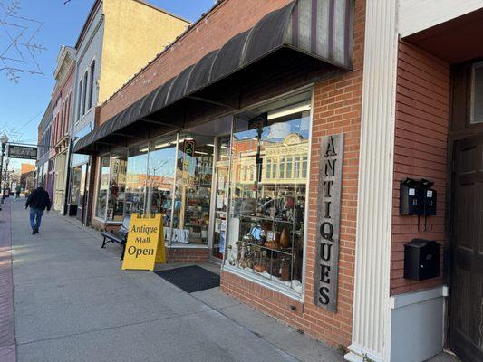 Second Street Antique Mall