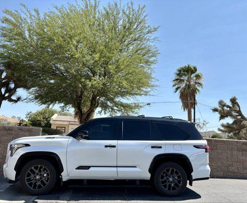 Bob's Autoglass -N- Tint