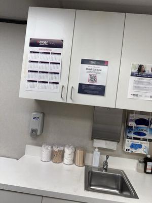 Exer Urgent Care - West Hollywood - La Brea Ave