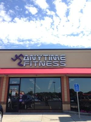 Mounds View AF is located between Dealsmart and Aldi!
Stop by and see what specials we have!