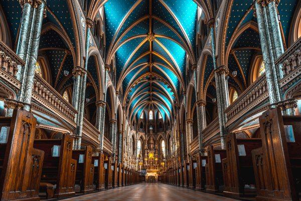 Sample image with perspective distortion correction using "LensDoc" - Andromeda's Adobe Photoshop Plug-in for distortion correction.