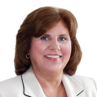 Jeanie Baggelaar, Realtor