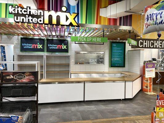 Kitchen United MIX, a new virtual food court is open inside Kroger on E Mockingbird Ln!